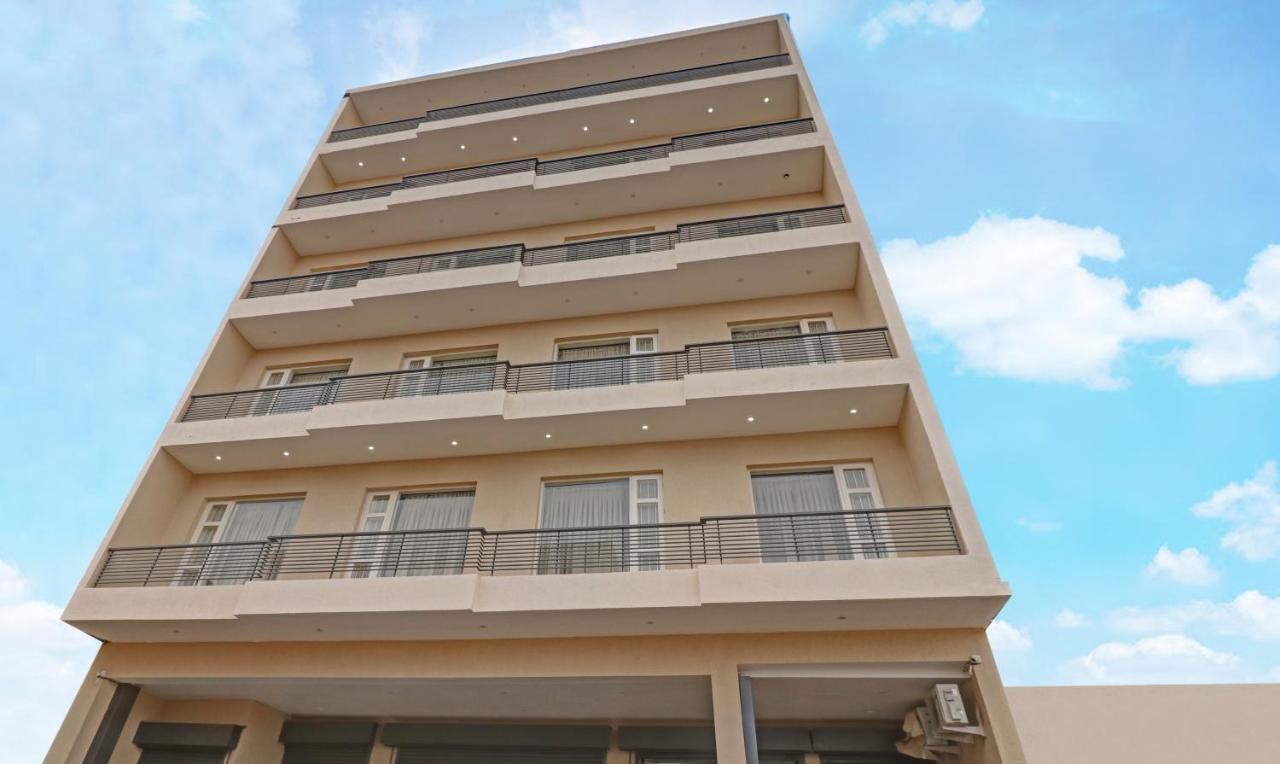 מלון Mohali Treebo Kamron Regency Sector 80 מראה חיצוני תמונה